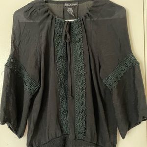 Beautifully black blouse size L.